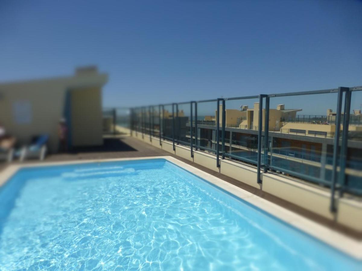 Algarve T2 Apartment With Pool And Balcony In โอลเญา ภายนอก รูปภาพ